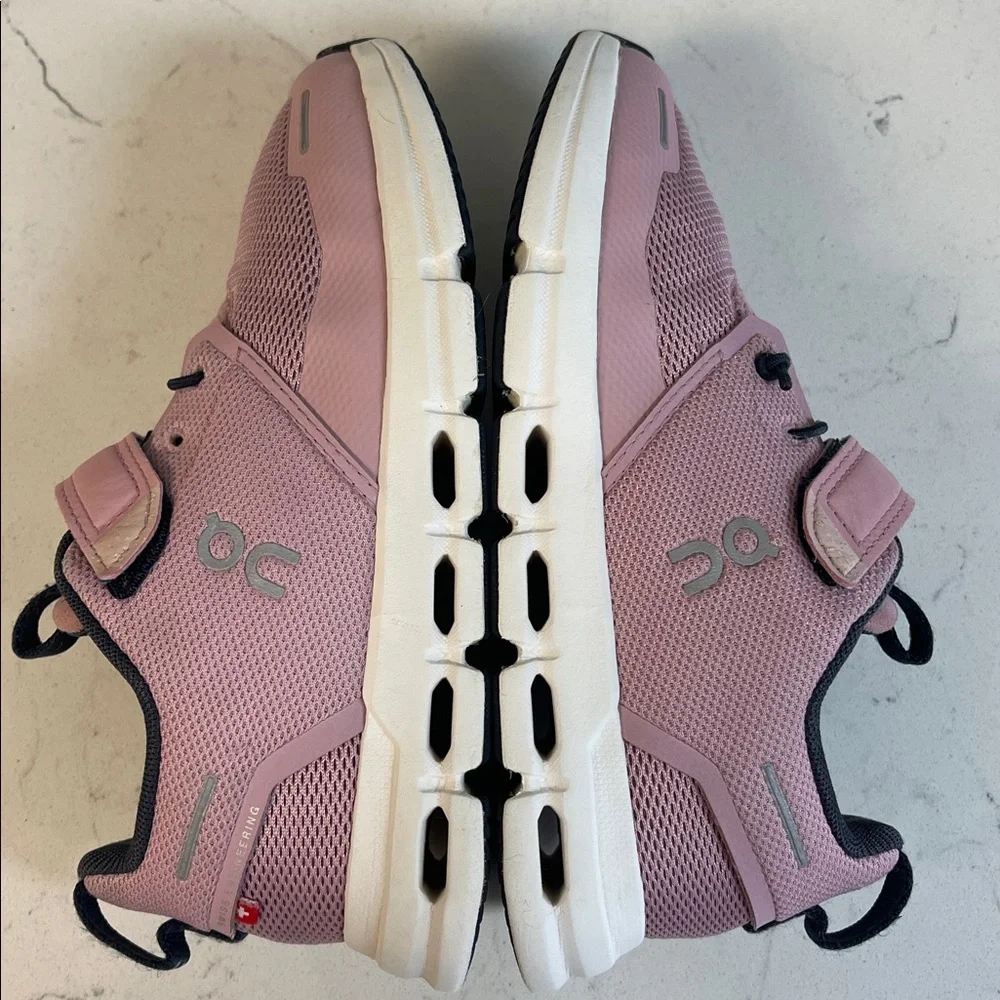 On Running Cloud Play Kids Athletic Shoes Size 13 Zephyr / White Girls Trainers - Picture 8 of 17